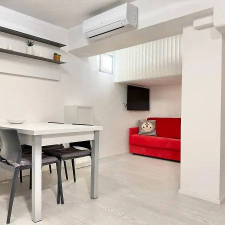 Golden Luxe - Fronte Mare Nel Cuore Di Lido Apartman